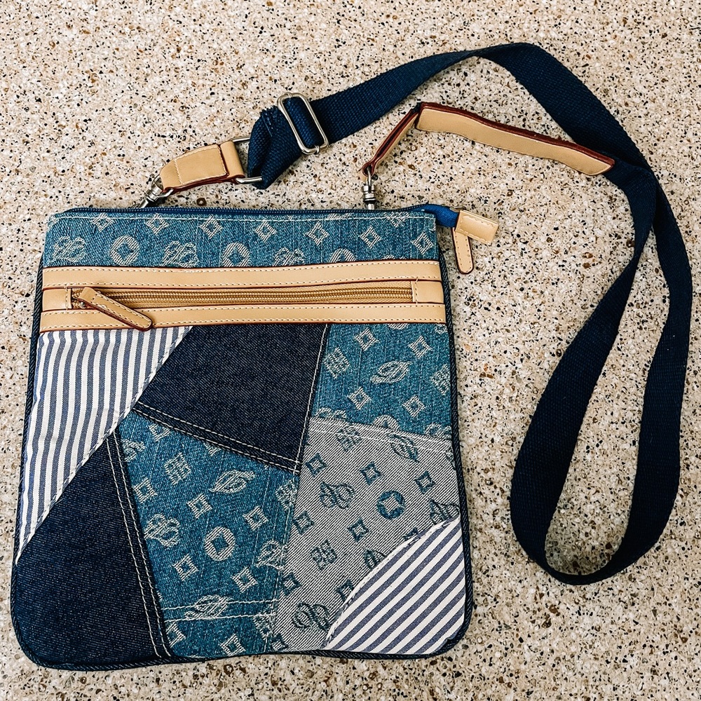 Crossbody bag